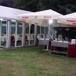 - Była Baza Wojskowa Kompleks wypoczynkowy