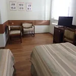 Gosciniec - Byla Baza Wojskowa Holiday park Borne Sulinowo
