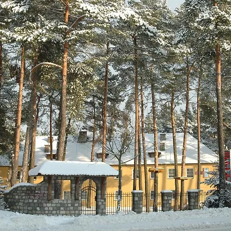 홀리데이파크 Gosciniec - Byla Baza Wojskowa