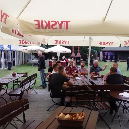 Gosciniec - Byla Baza Wojskowa 홀리데이파크