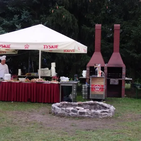 Gosciniec - Byla Baza Wojskowa * 보르네 술리노보