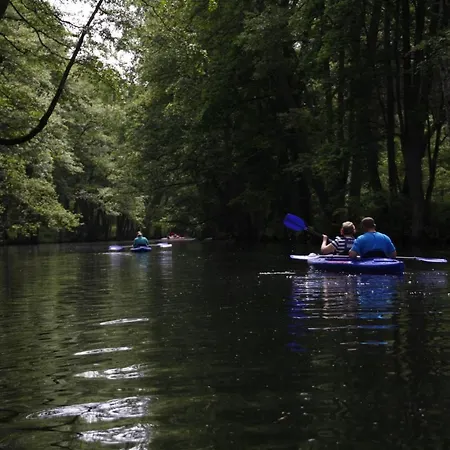 Gosciniec - Byla Baza Wojskowa 홀리데이파크 *