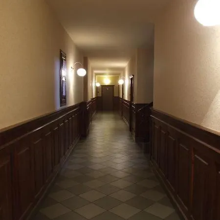 홀리데이파크 Gosciniec - Byla Baza Wojskowa 보르네 술리노보