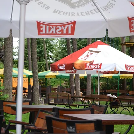 Gosciniec - Byla Baza Wojskowa 홀리데이파크 *