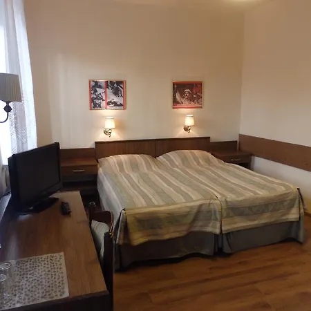 Gosciniec - Byla Baza Wojskowa Prázdninový areál *