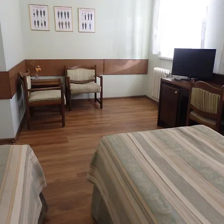 Gosciniec - Byla Baza Wojskowa 홀리데이파크 보르네 술리노보