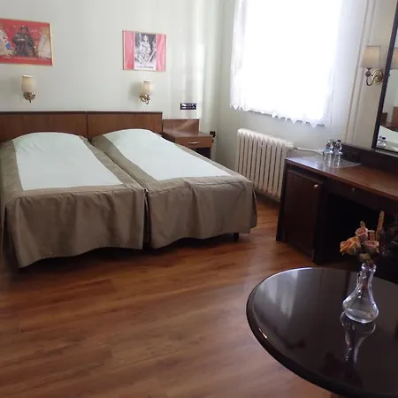 Gosciniec - Byla Baza Wojskowa * 보르네 술리노보