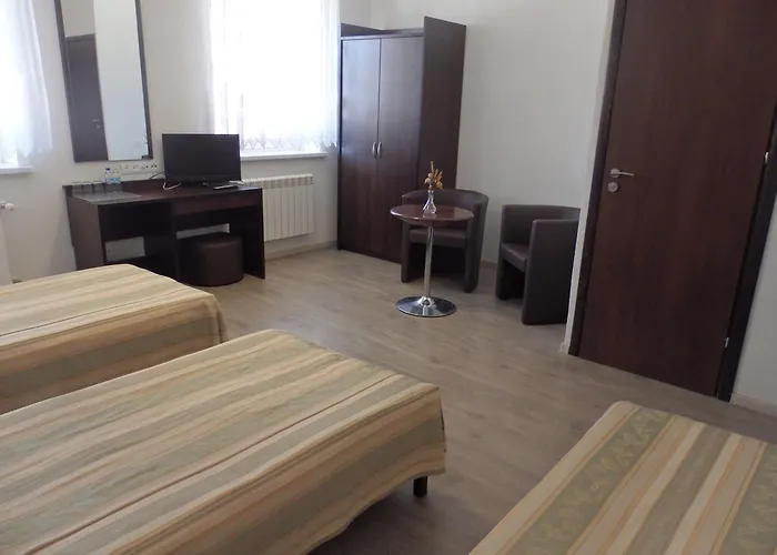 Gosciniec - Byla Baza Wojskowa * Borne Sulinowo