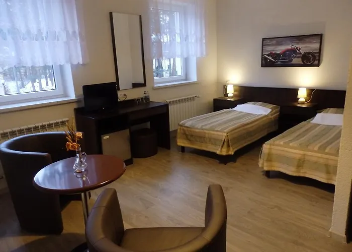 Gosciniec - Byla Baza Wojskowa * Borne Sulinowo